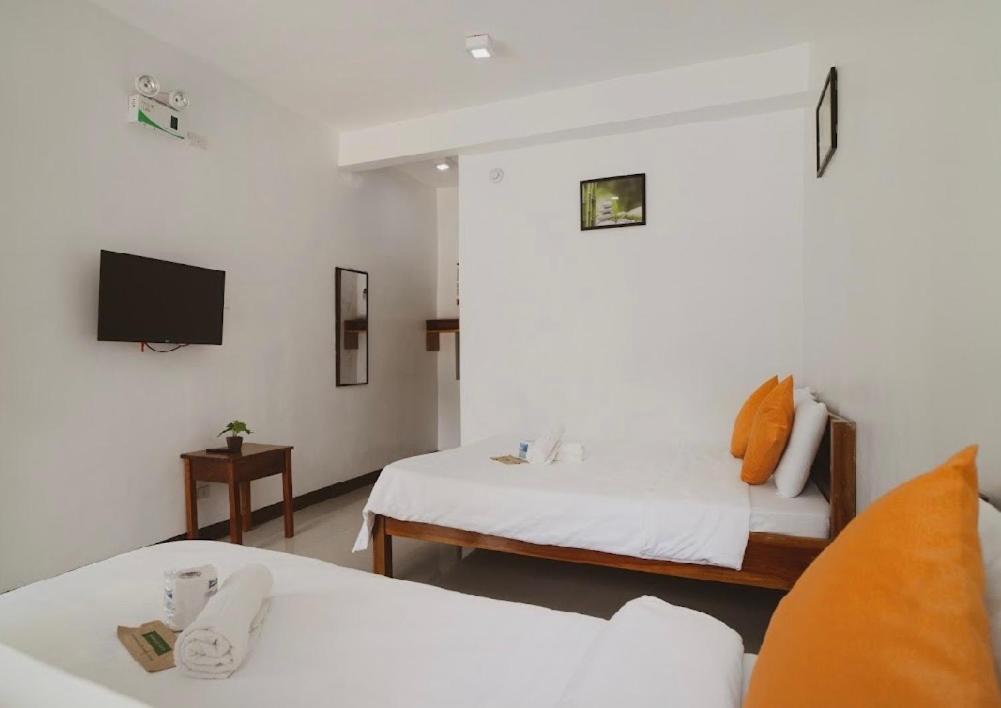 Mountain View Garden Inn Корон Екстериор снимка