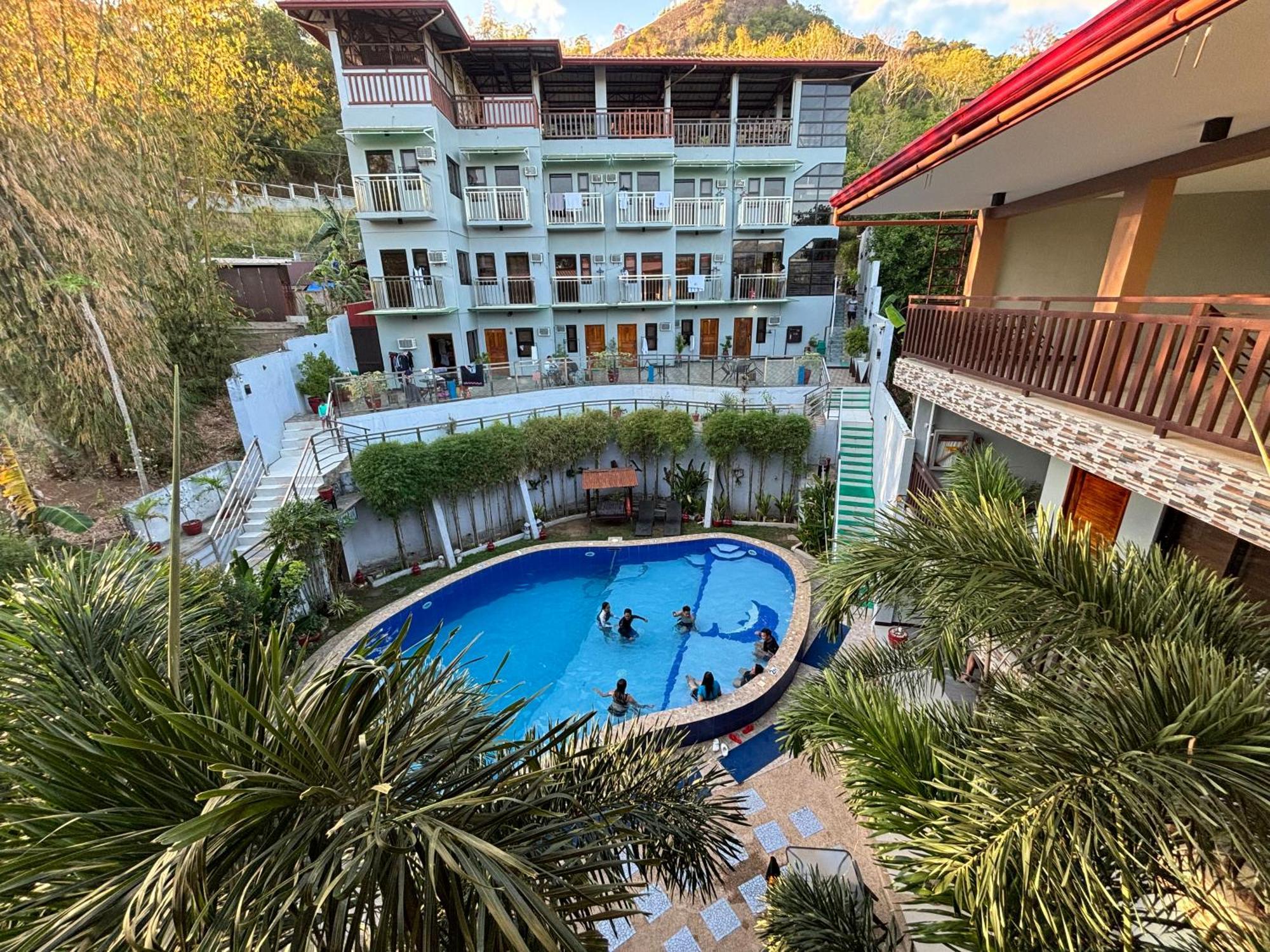 Mountain View Garden Inn Корон Екстериор снимка