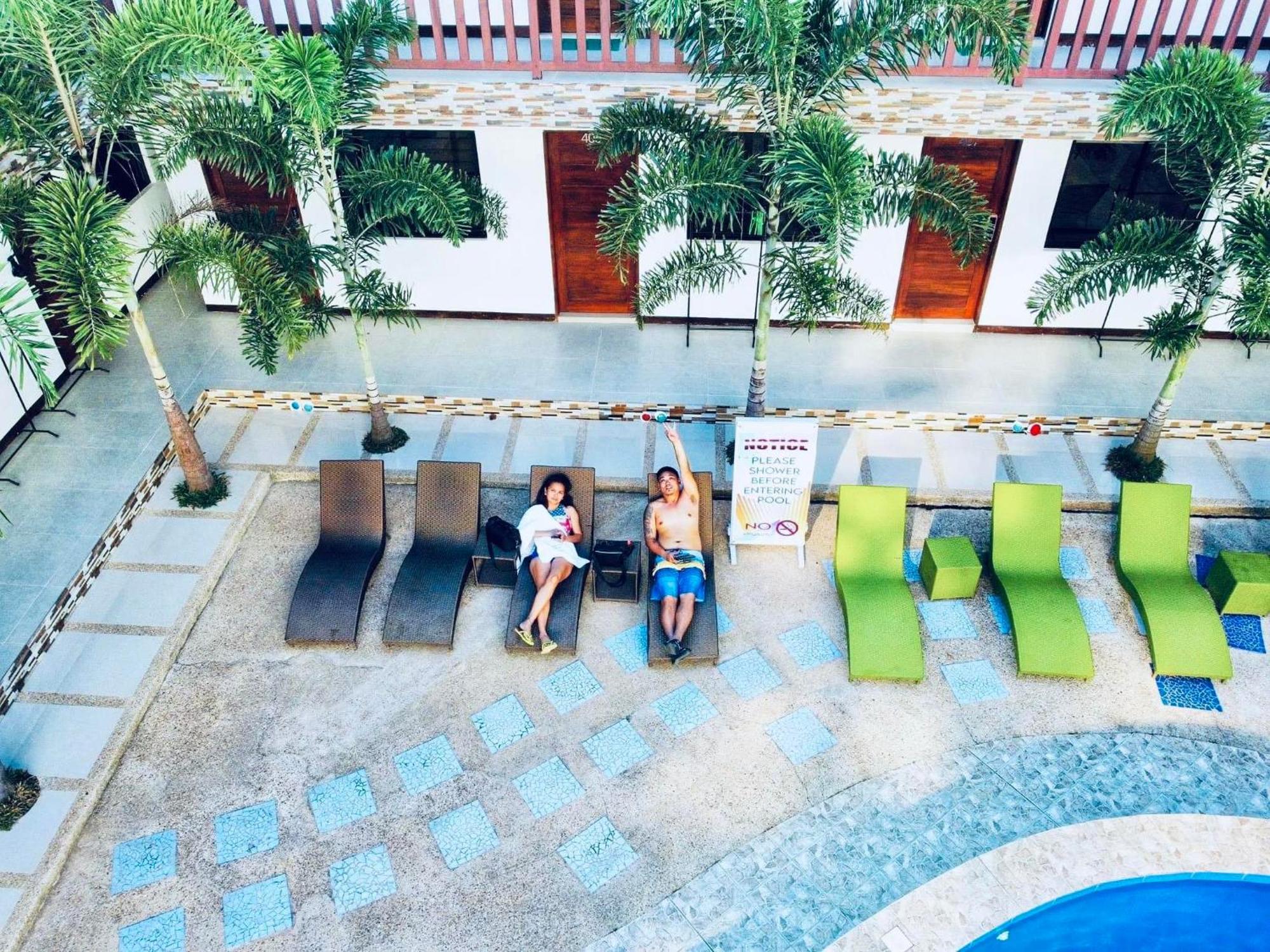 Mountain View Garden Inn Корон Екстериор снимка